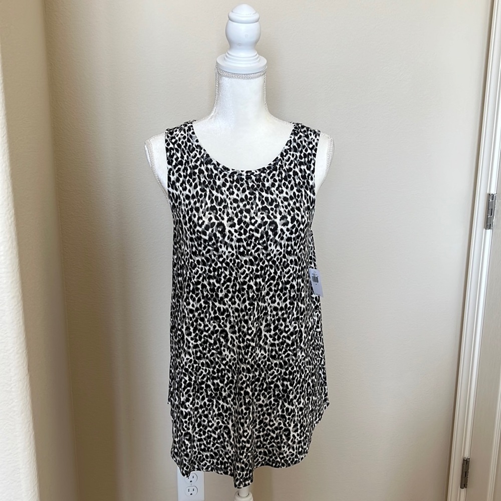 Old Navy Sleeveless Top #140